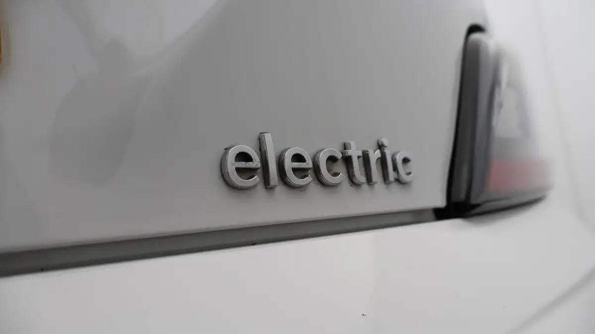 2021-hyundai-kona-e-premium-204ps-64kwh-7kw-obc-big-22