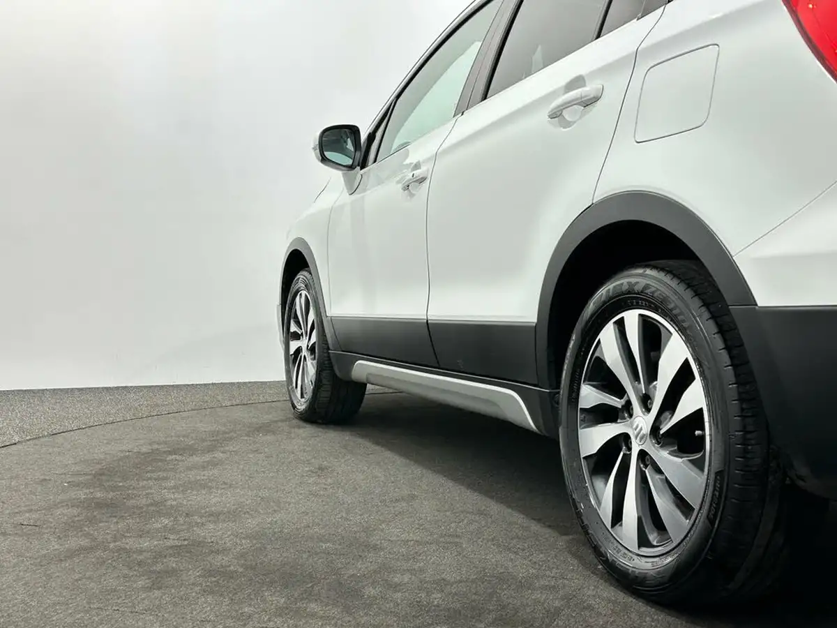 2018-suzuki-s-cross-14-boosterjet-sz5-big-46