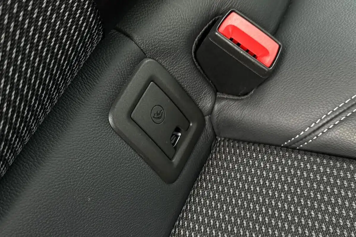 2022-audi-q2-15-35-tfsi-s-line-tronic-big-36