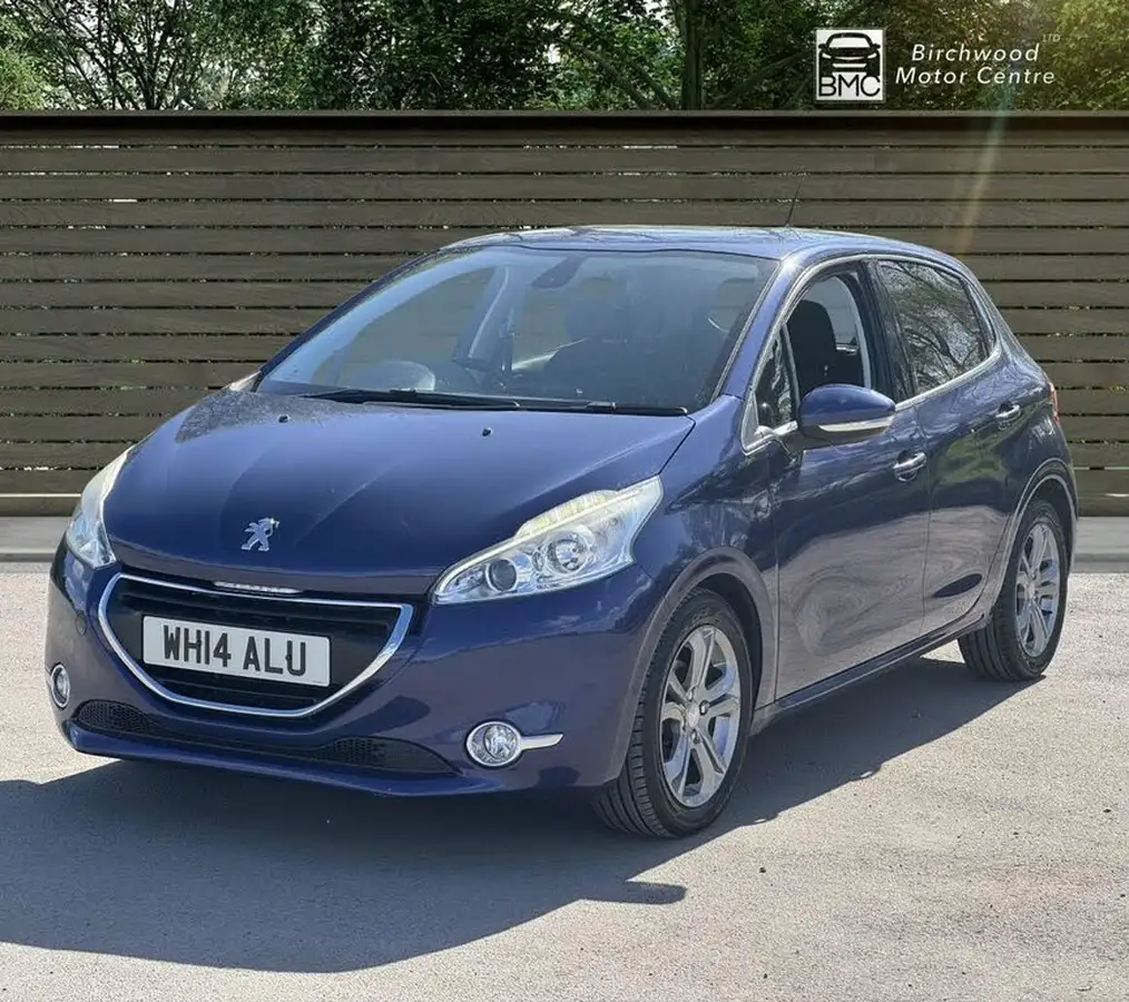 2014-peugeot-208-16-allure-5d-auto-big-2