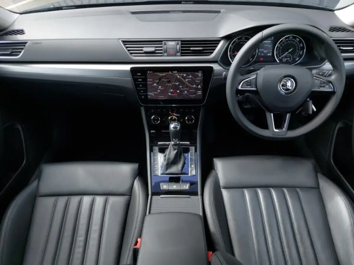 2017-skoda-superb-14-tsi-act-se-l-executive-hatchback-dsg-big-2