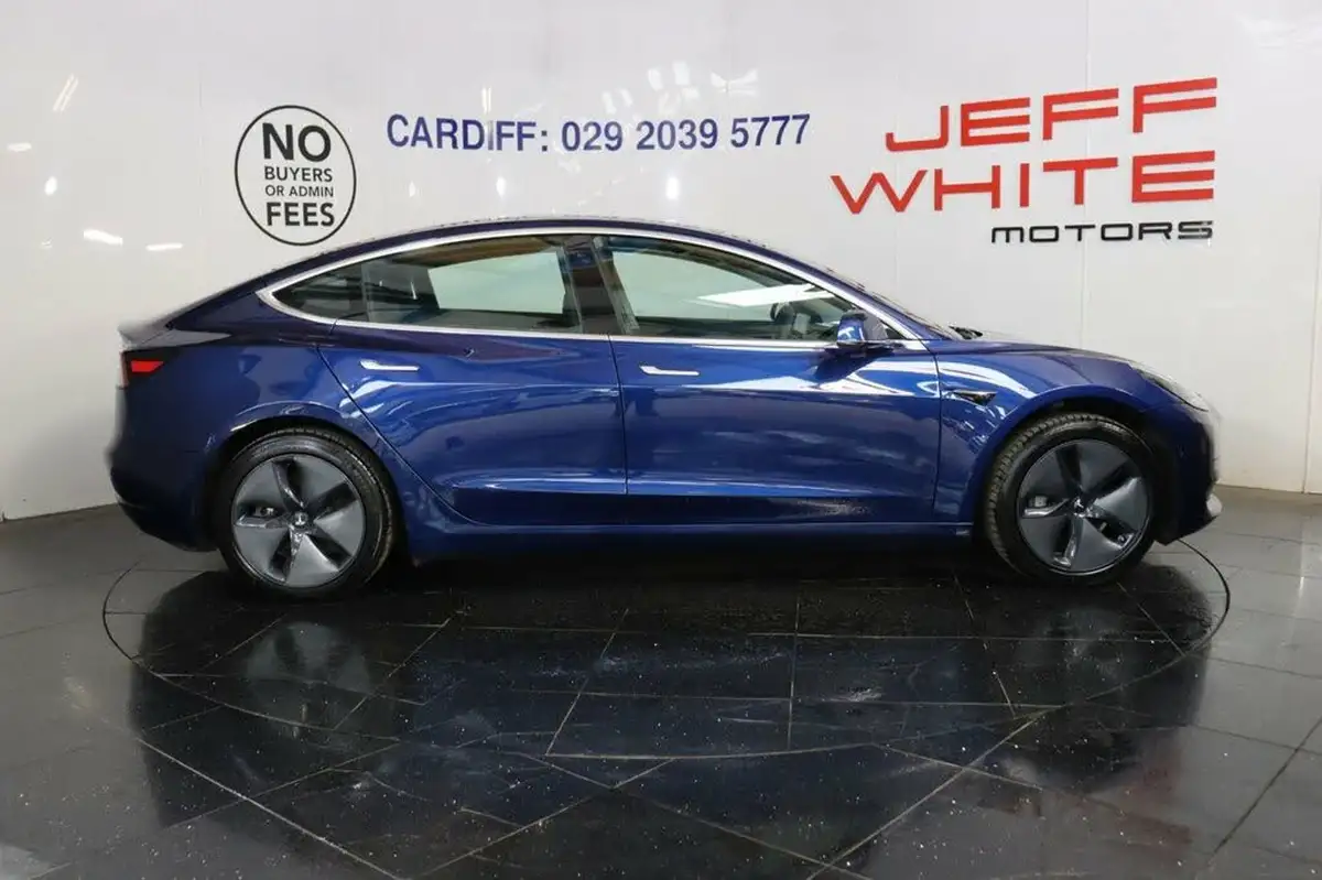 2020-tesla-model-3-e-standard-plus-big-5