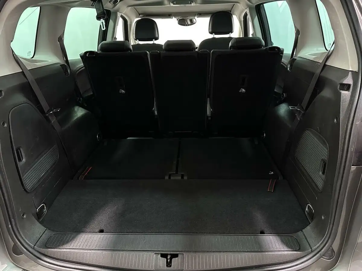 2017-vauxhall-zafira-tourer-14i-16v-turbo-elite-nav-big-43