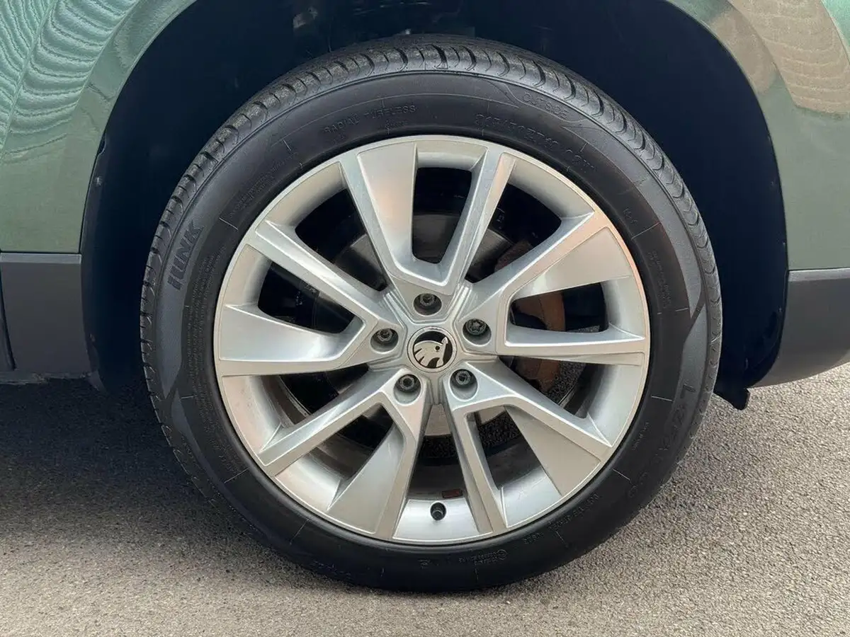 2018-skoda-karoq-16tdi-se-l-scr-1596cc-dsg-big-35