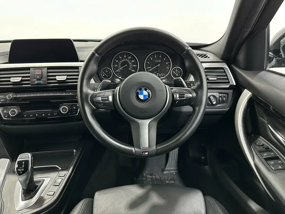 2018-bmw-3-series-20-320i-xdrive-m-sport-touring-5d-auto-big-10