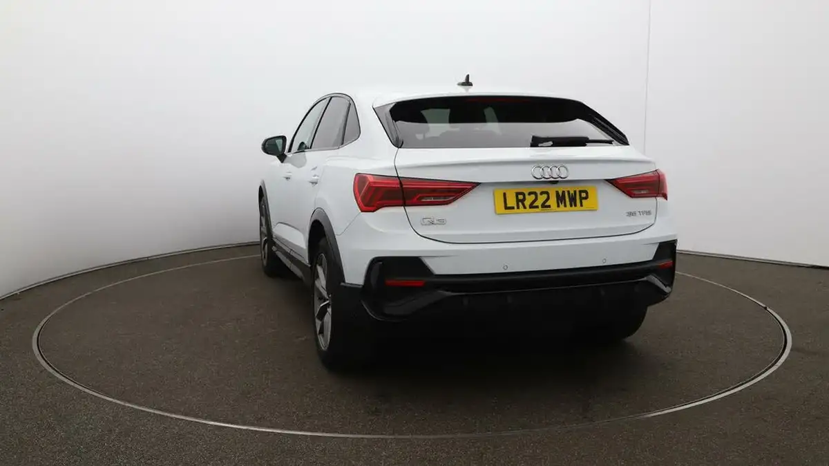 2022-audi-q3-15-35-tfsi-black-edition-cod-sportback-s-tronic-big-52