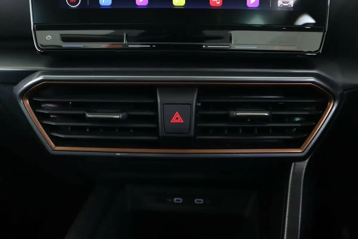 2022-cupra-formentor-15-tsi-v2-dsg-big-16