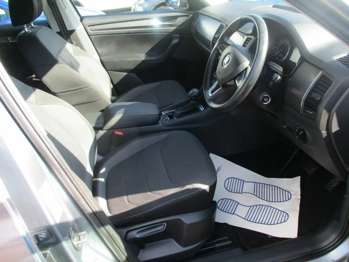 2018-skoda-kodiaq-20tdi-se-technology-4x4-5-seatsss-dsg-big-5