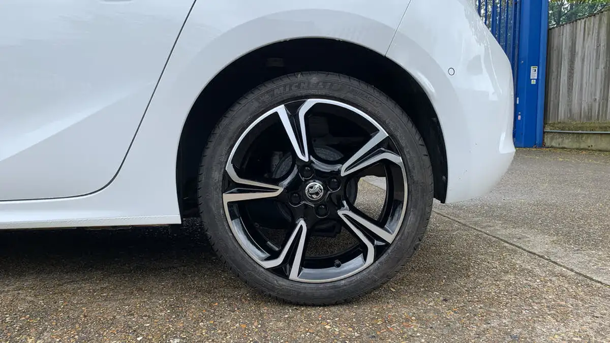 2022-vauxhall-corsa-12i-elite-edition-big-14