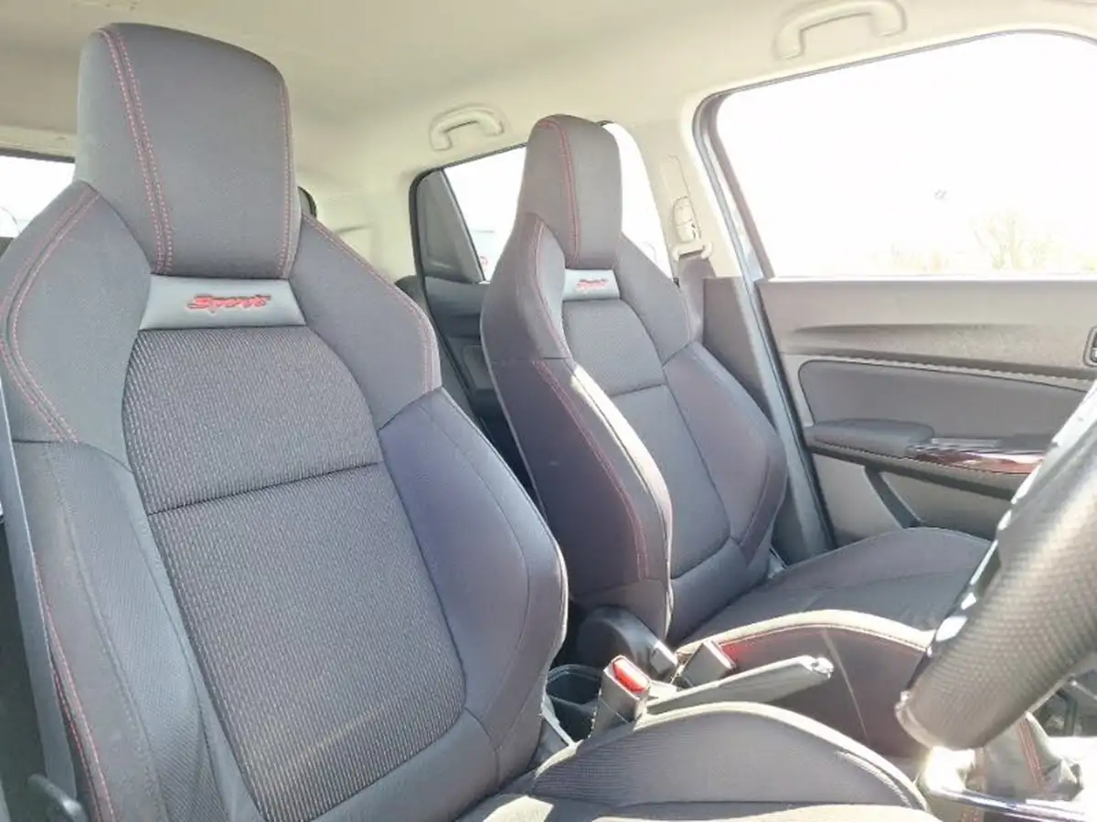 2021-suzuki-swift-14-boosterjet-sport-big-10