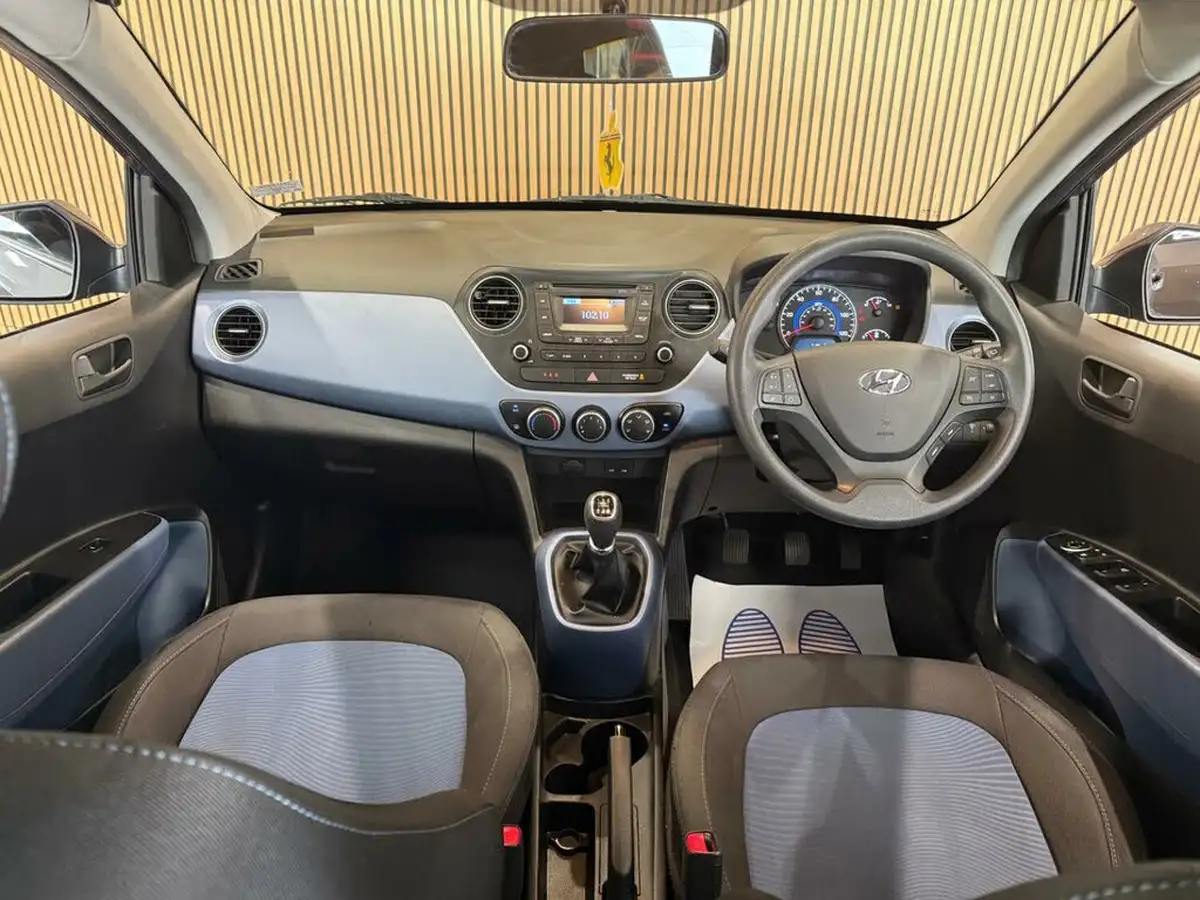 2014-hyundai-i10-10-se-big-19