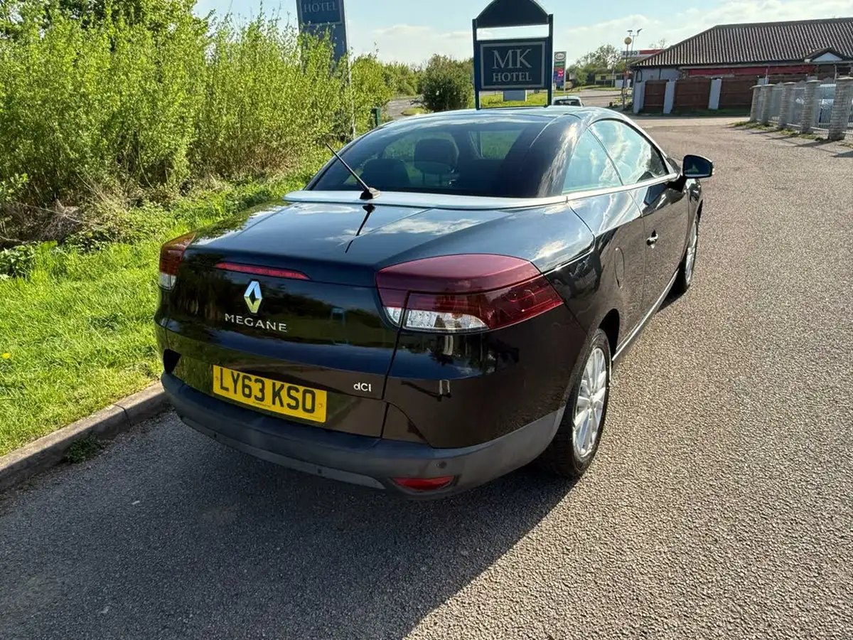2014-renault-megane-15dci-dynamique-big-9