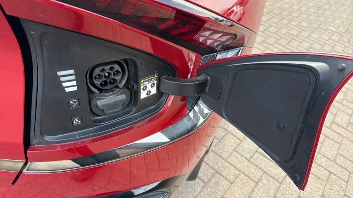 2021-kia-ev6-e-gt-line-225bhp-heat-pump-big-29