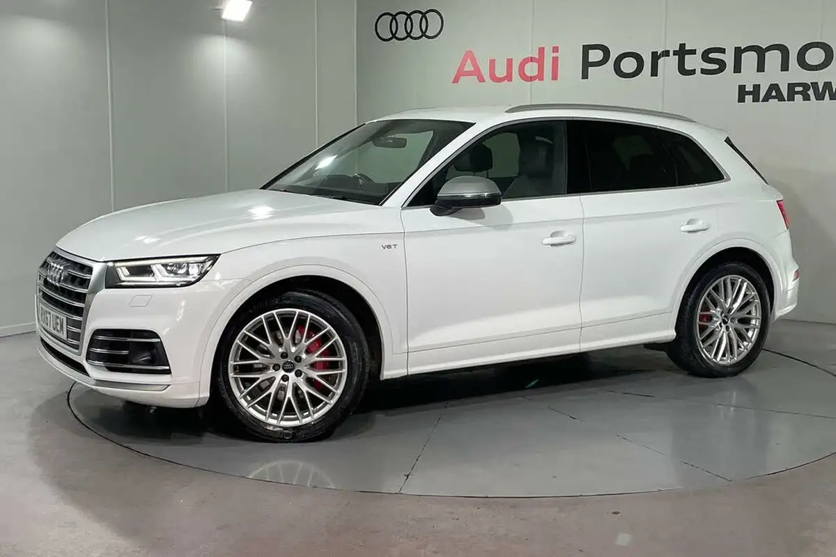 2017-audi-sq5-30-tfsi-quattro-big-9