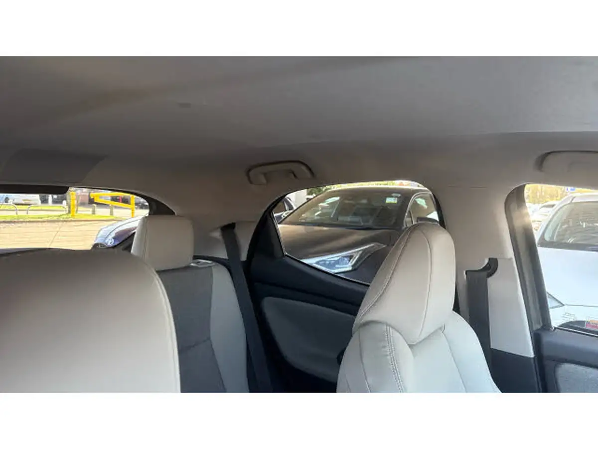 2021-toyota-yaris-15-vvt-i-excel-big-21