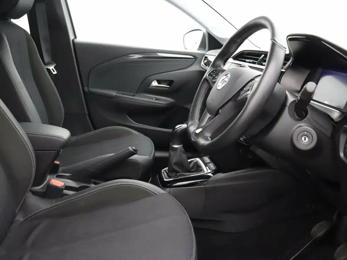 2021-vauxhall-corsa-12i-elite-big-20