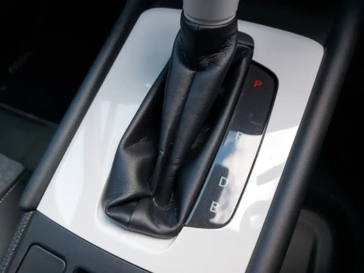 2022-honda-jazz-15-i-mmd-sr-109ps-big-11