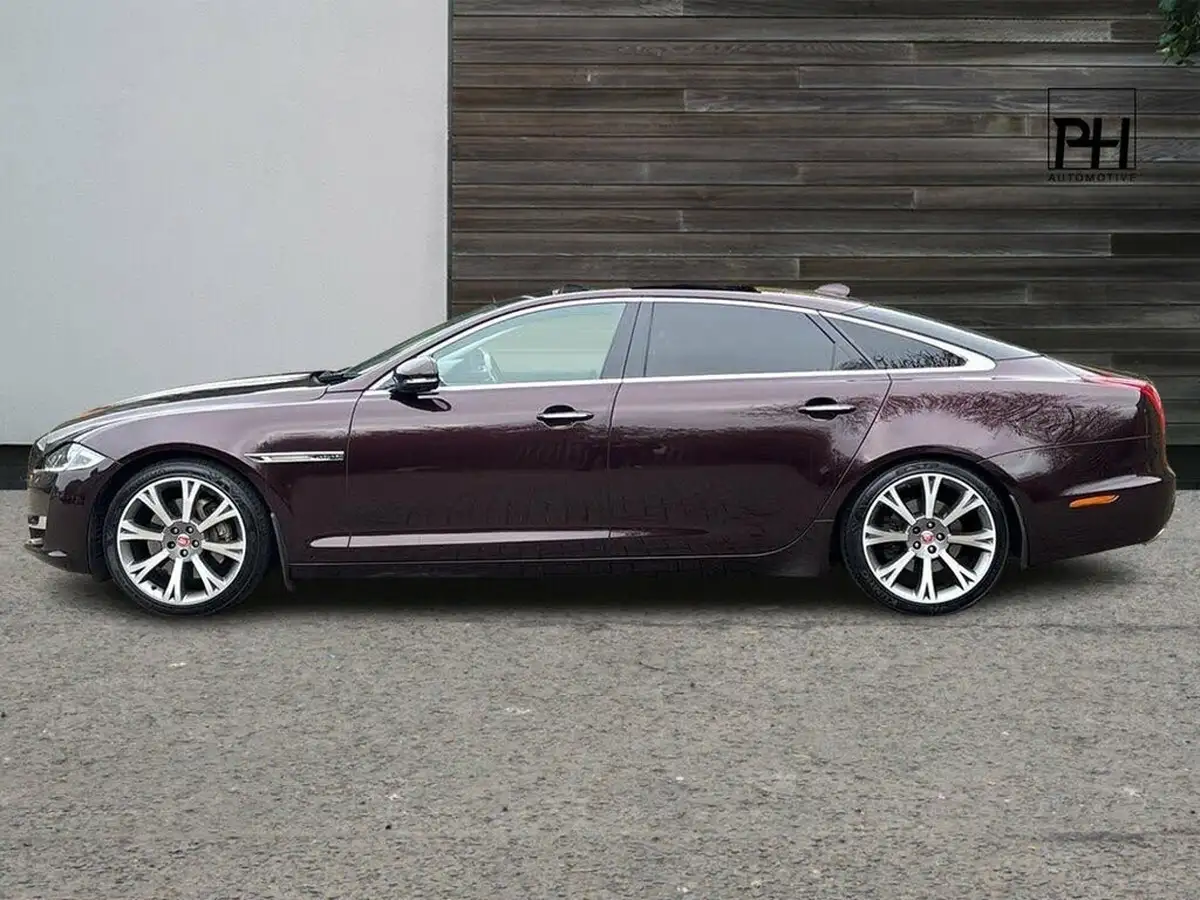 2019-jaguar-xj-series-30td-xj-portfolio-lwb-big-7