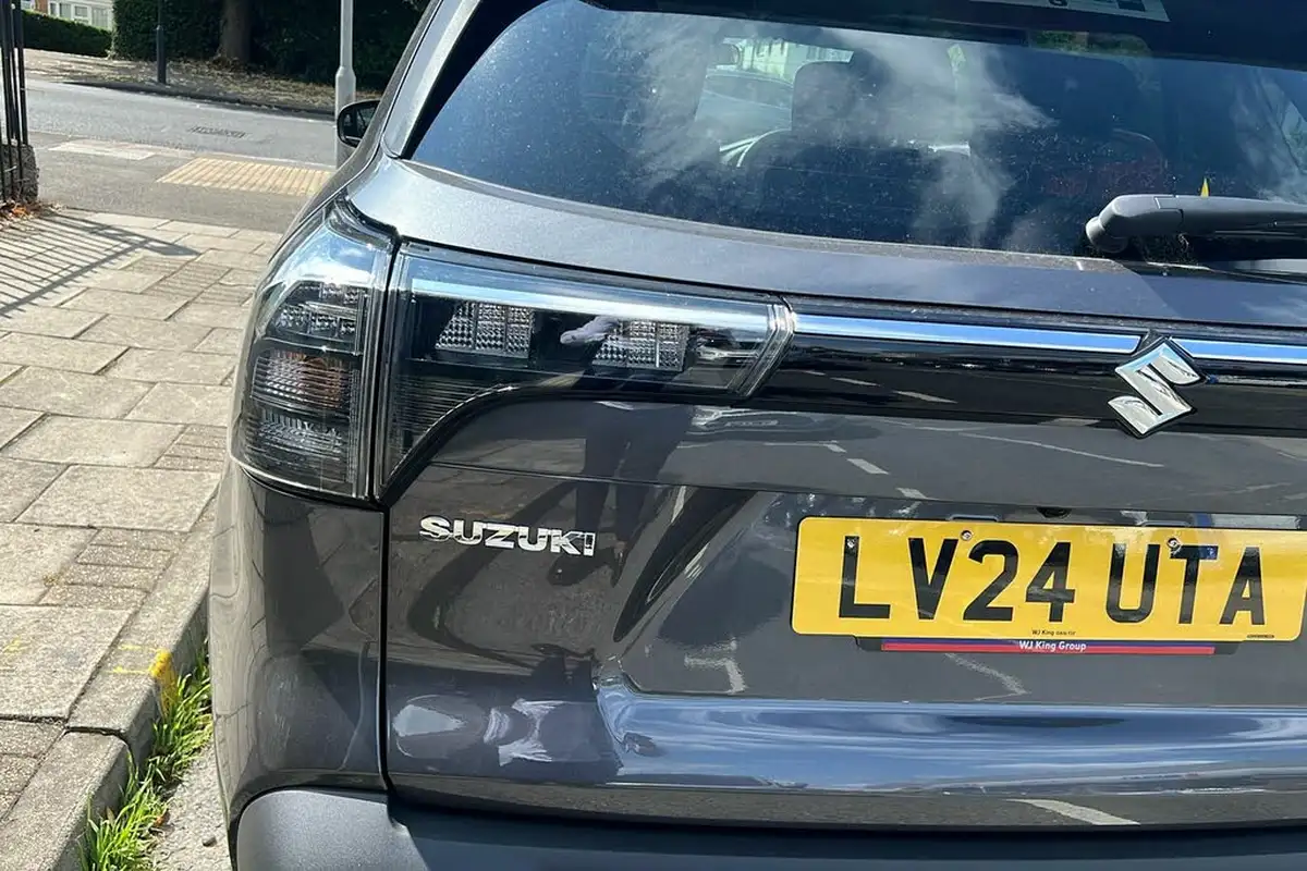 2024-suzuki-s-cross-15-motion-big-7