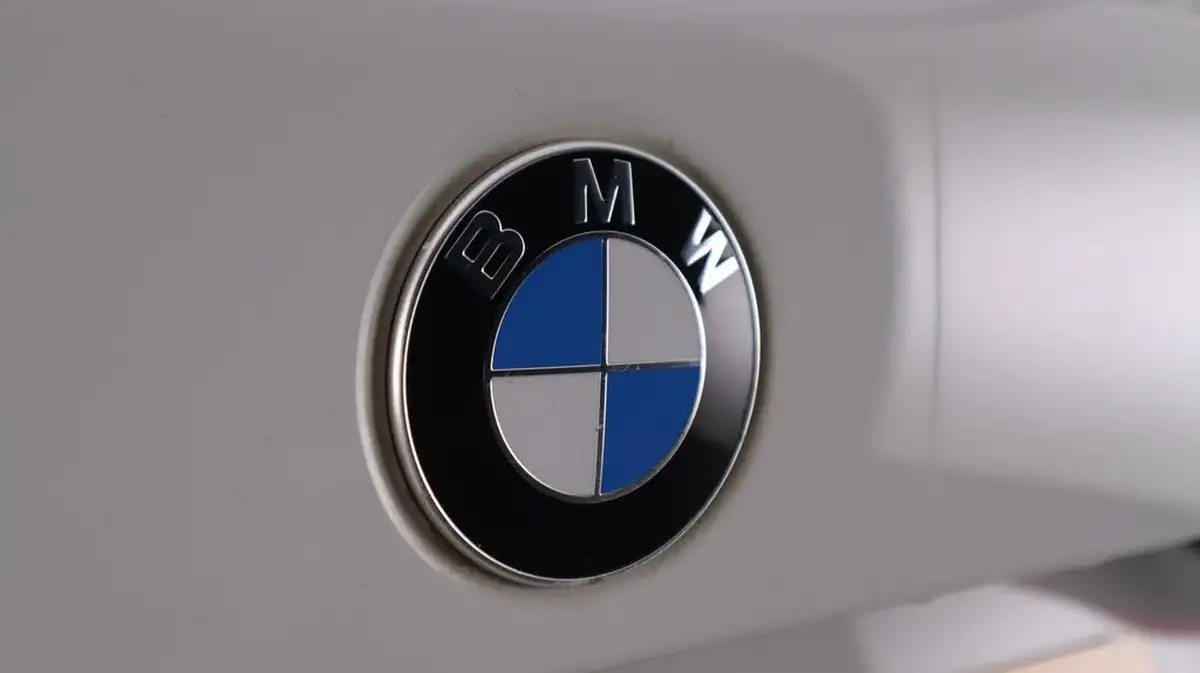 2021-bmw-1-series-15td-116d-sport-lcp-big-20