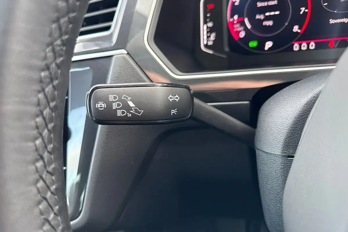 2022-volkswagen-tiguan-15-tsi-r-line-big-40