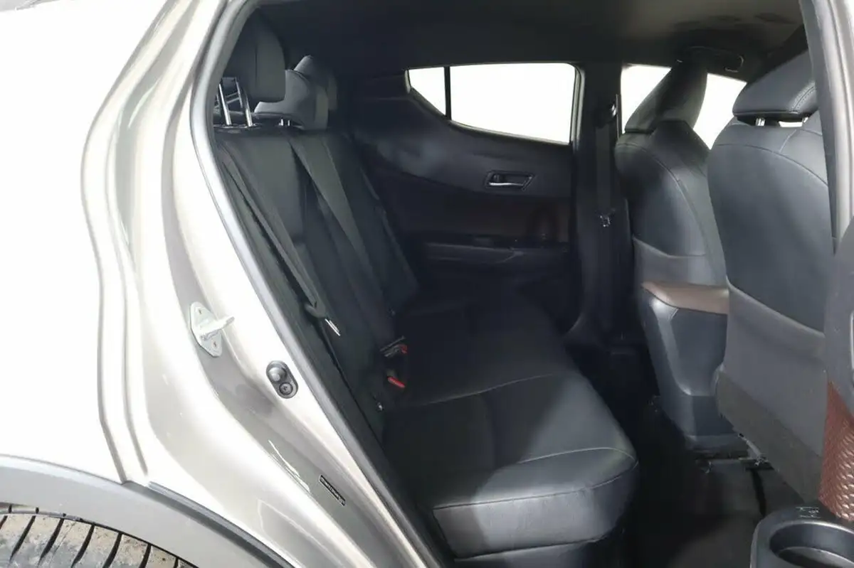 2018-toyota-c-hr-18-vvt-i-excel-big-12