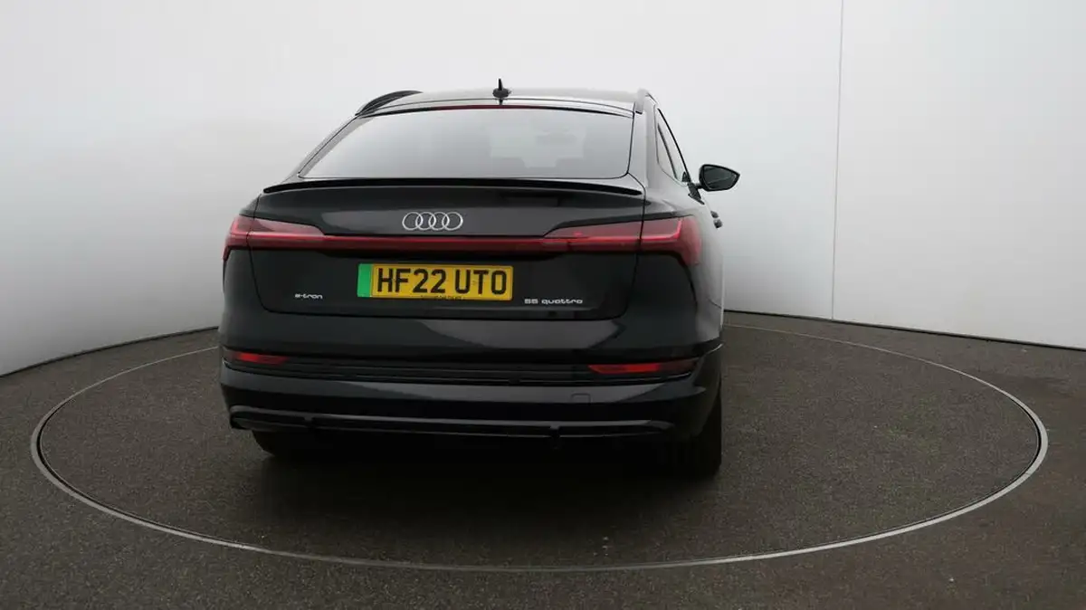 2022-audi-e-tron-55e-black-edition-sportback-big-51