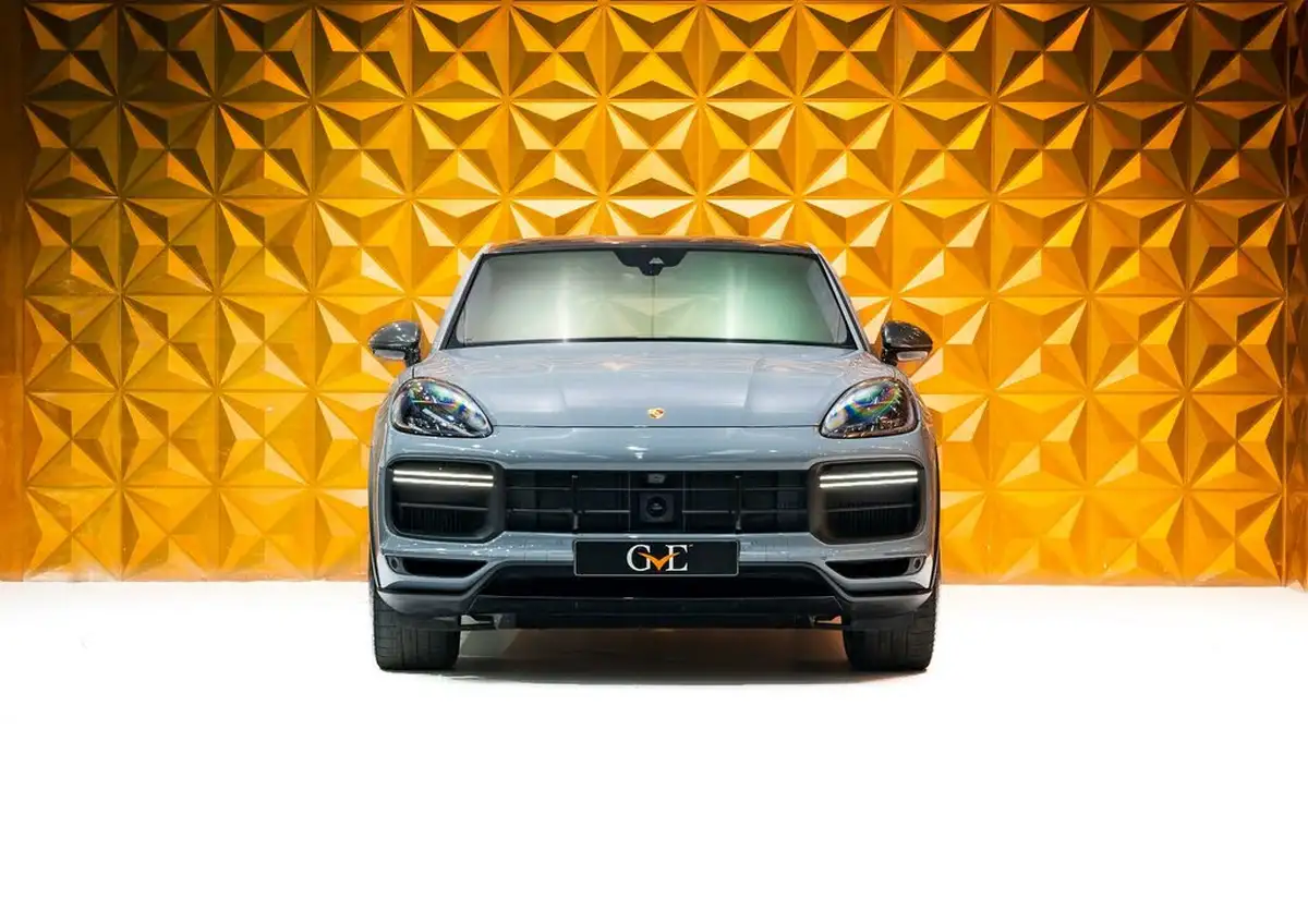 2022-porsche-cayenne-40-v8-turbo-gt-big-2