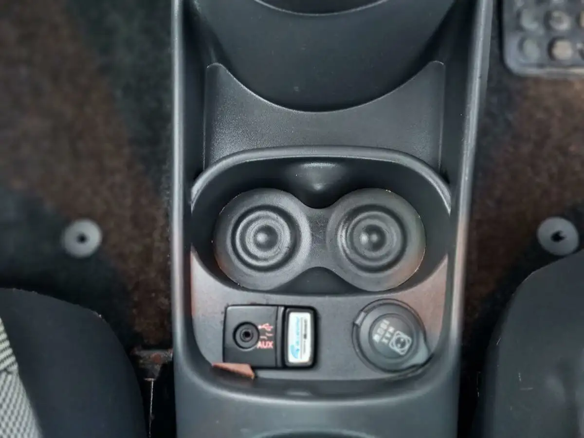 2014-fiat-500-12-lounge-big-19
