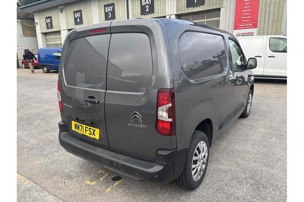 2022-citroen-berlingo-15bluehdi-1000-enterprise-pro-100pseu6d-big-3