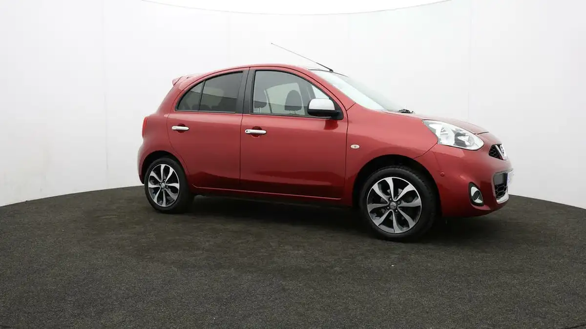 2017-nissan-micra-12-n-tec-big-36