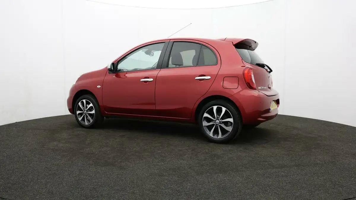 2017-nissan-micra-12-n-tec-big-64