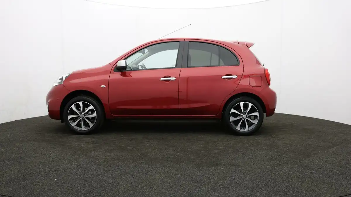 2017-nissan-micra-12-n-tec-big-60