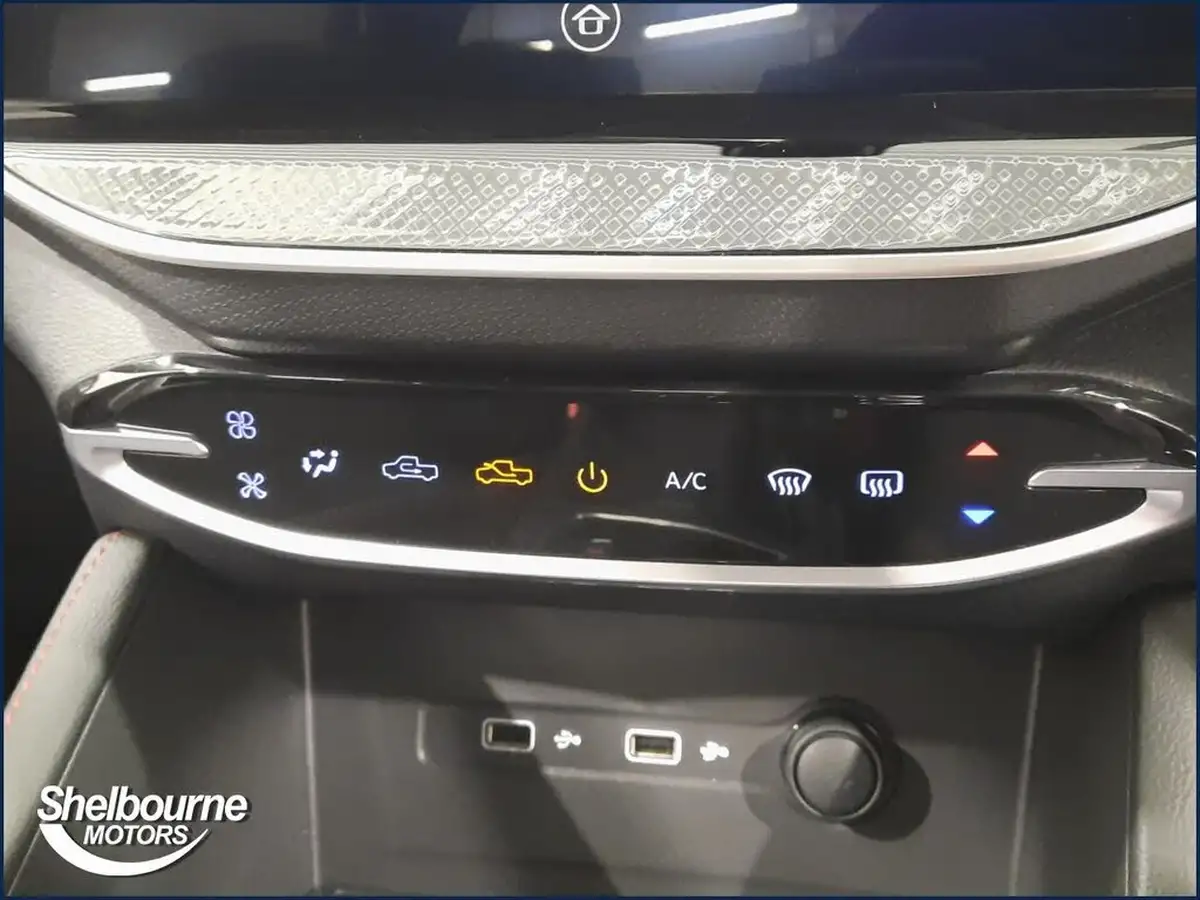 2023-maxus-t90ev-e-8855kwh-big-33