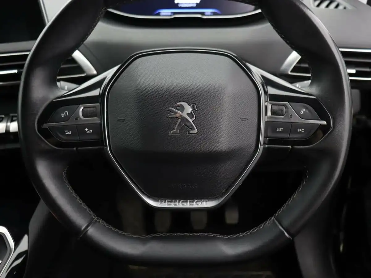 2020-peugeot-3008-suv-12-puretech-allure-big-30