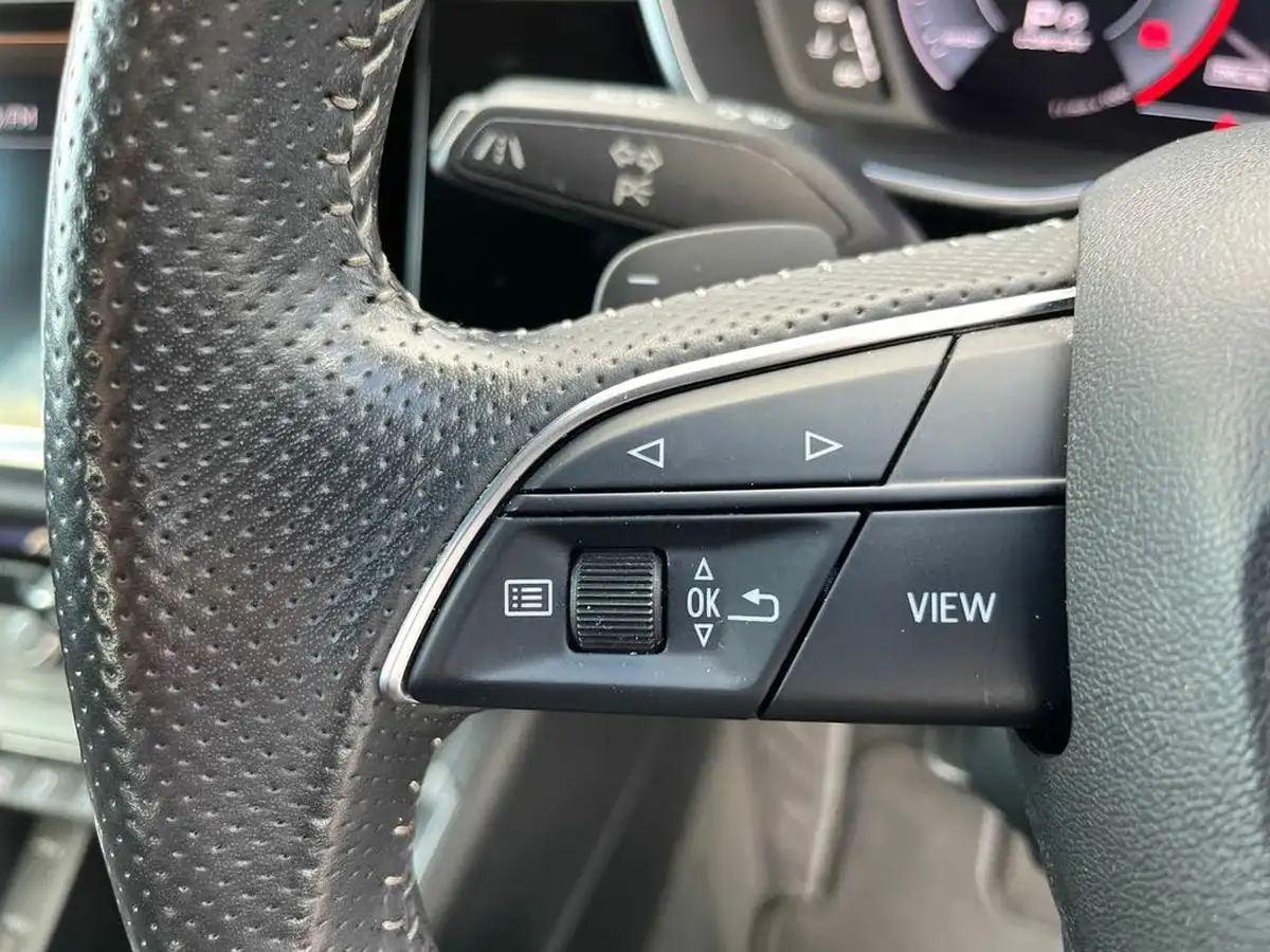 2019-audi-q3-20-40-tfsi-s-line-big-15