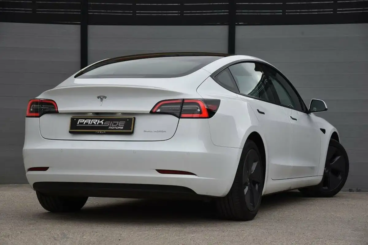 2021-tesla-model-3-e-long-range-4x4-big-8