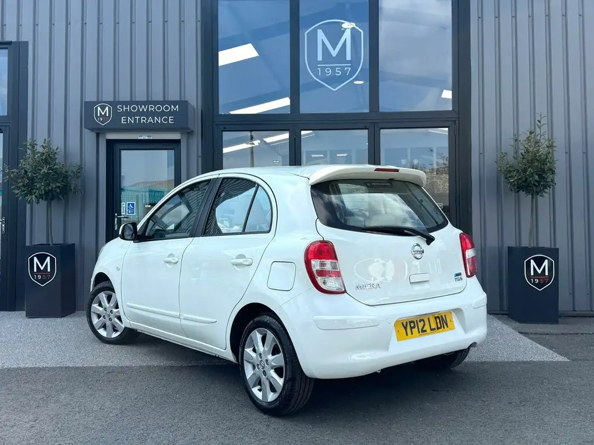2012-nissan-micra-12-shiro-97bhp-cvt-big-2