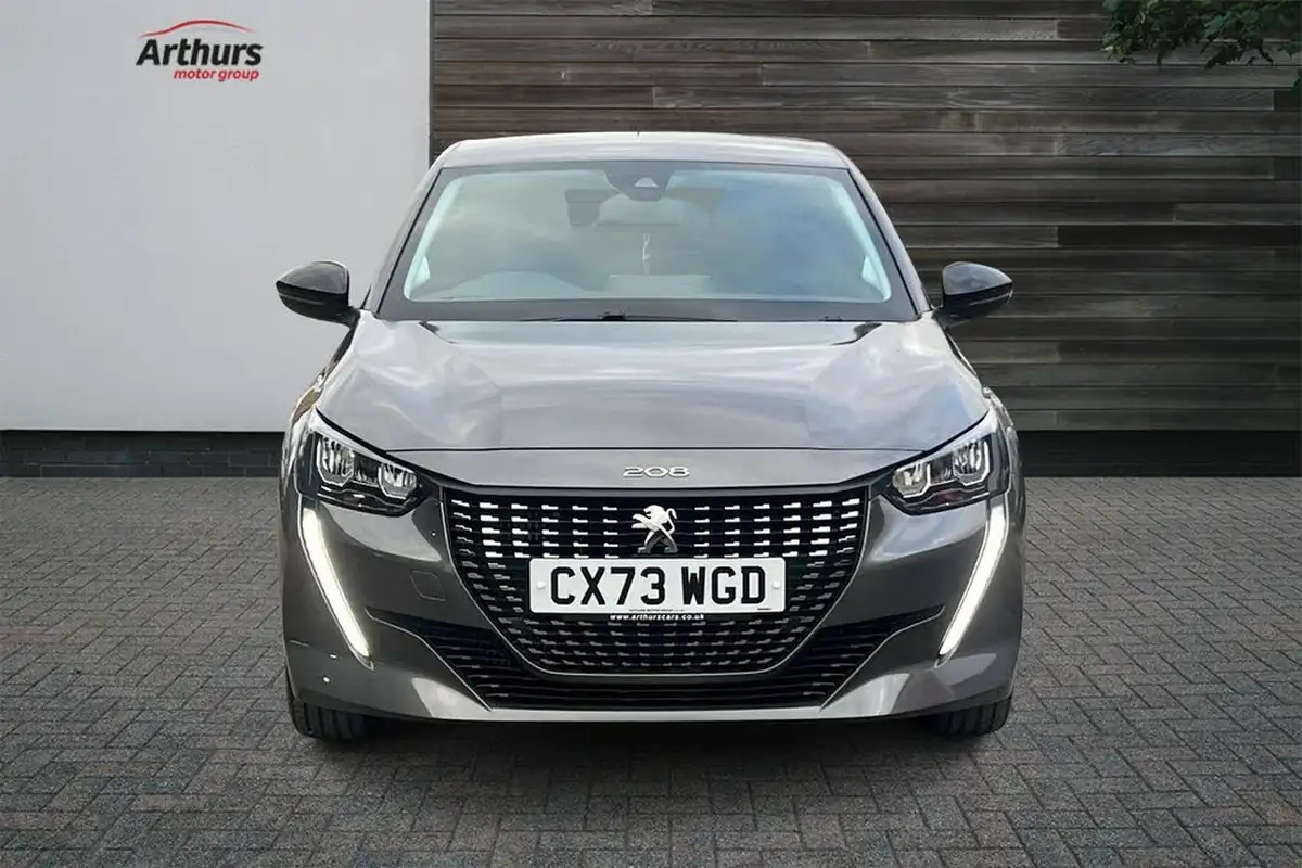 2023-peugeot-208-12-puretech-active-premium-100ps-eat8-big-7
