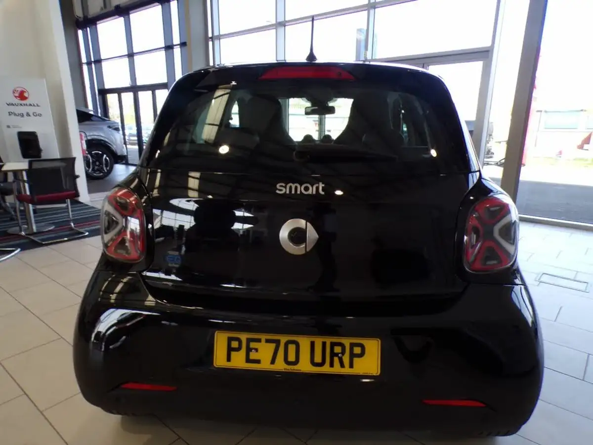 2020-smart-forfour-eq-prime-exclusive-big-4