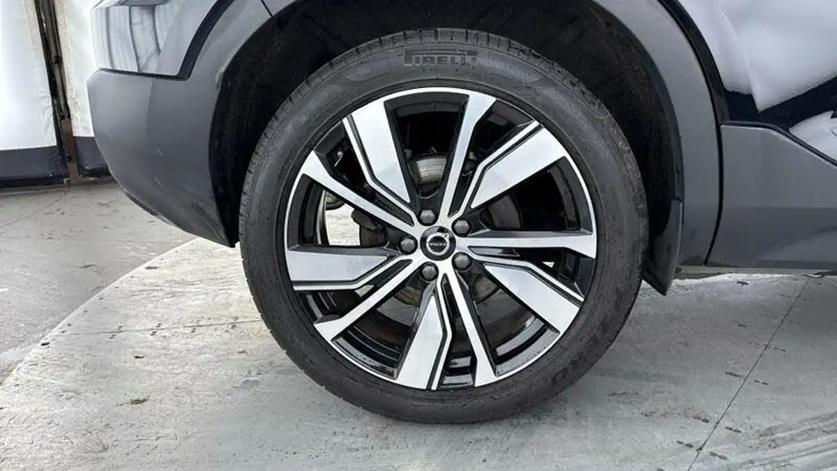 2021-volvo-xc40-15-t5-r-design-pro-258bhp-big-25