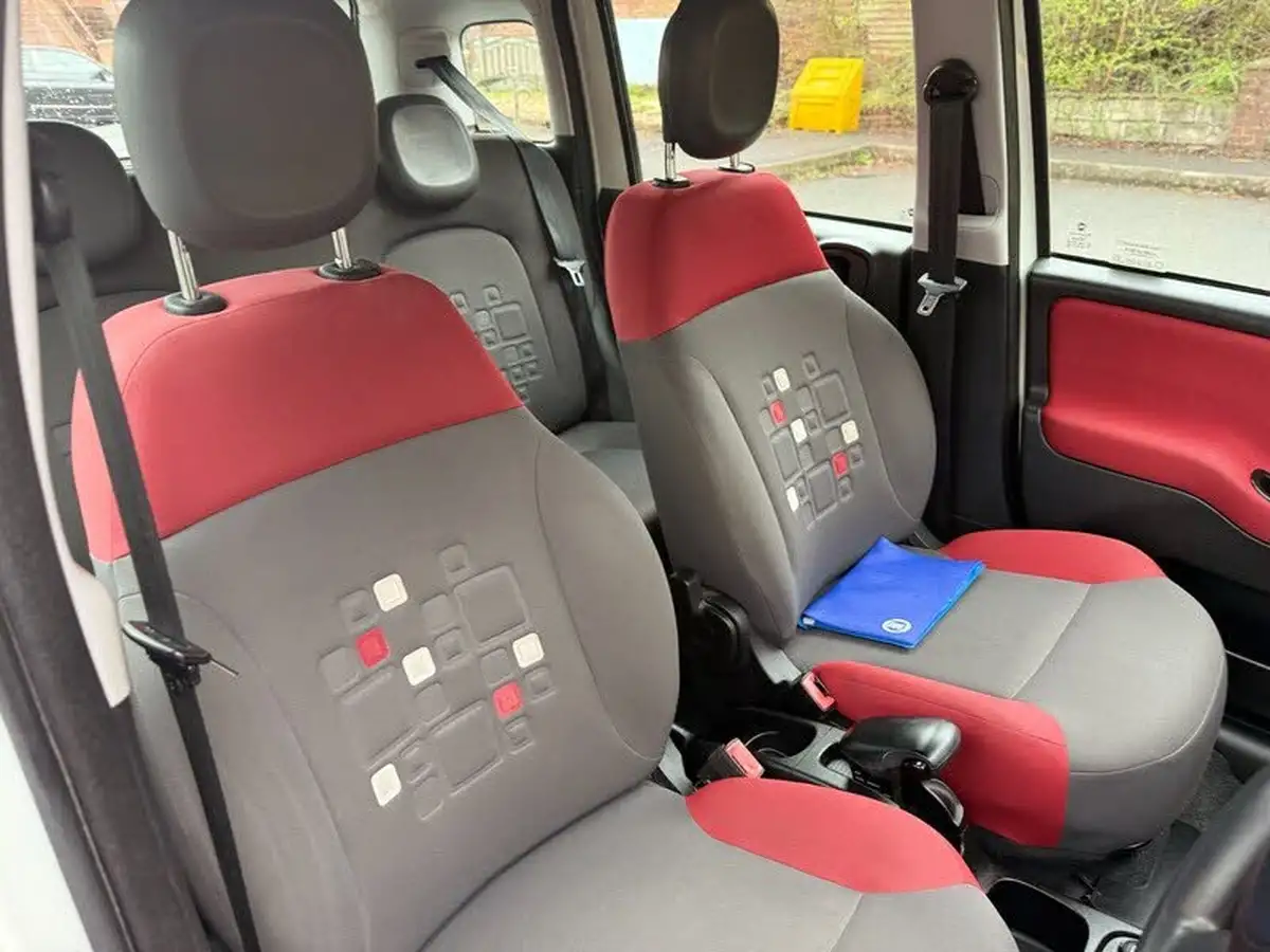 2015-fiat-panda-12-easy-big-16
