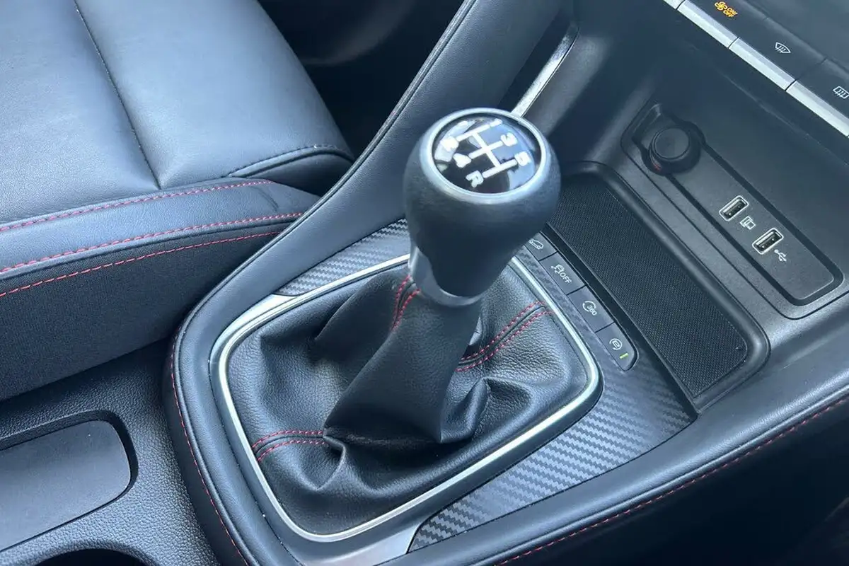 2023-mg-zs-suv-15-vti-tech-exclusive-big-7