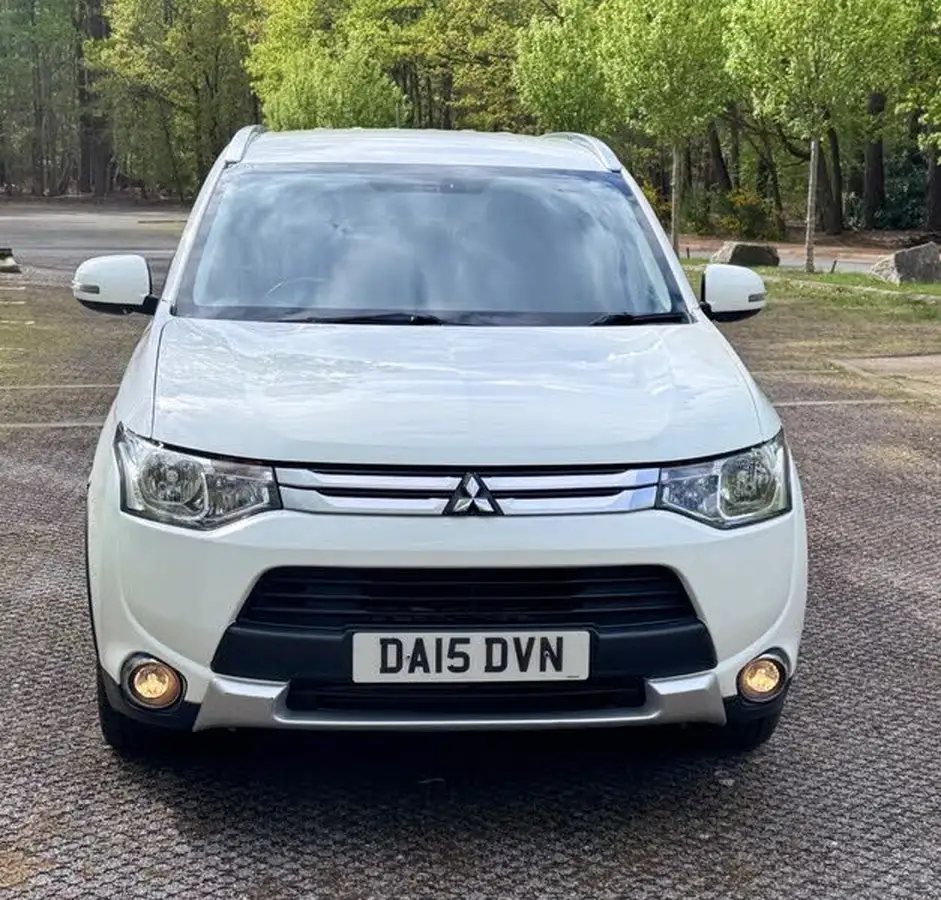 2015-mitsubishi-outlander-22di-d-gx3-7st-auto-big-5