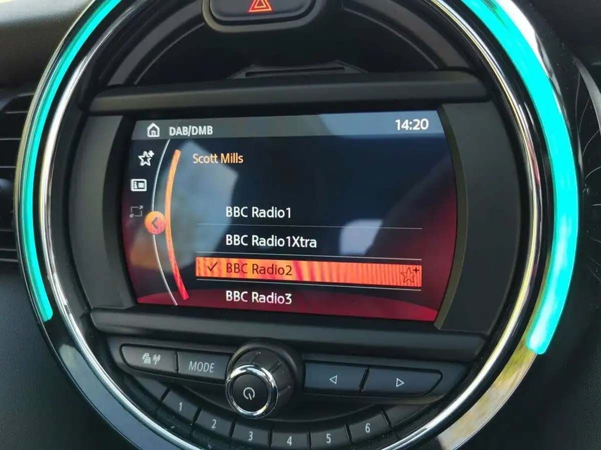 2021-mini-cooper-15-cooper-exclusive-series-ii-hatchback-5d-auto-big-45