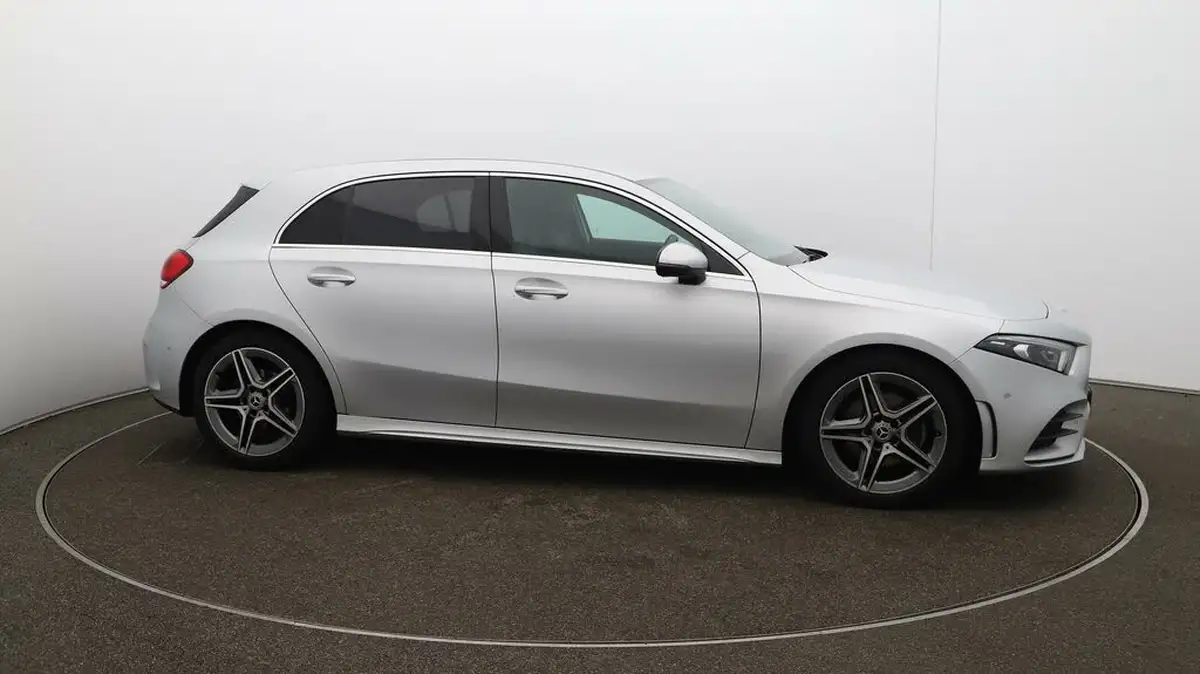 2020-mercedes-benz-a-class-13-a180-amg-line-executive-hatchback-5d-7g-dct-big-40