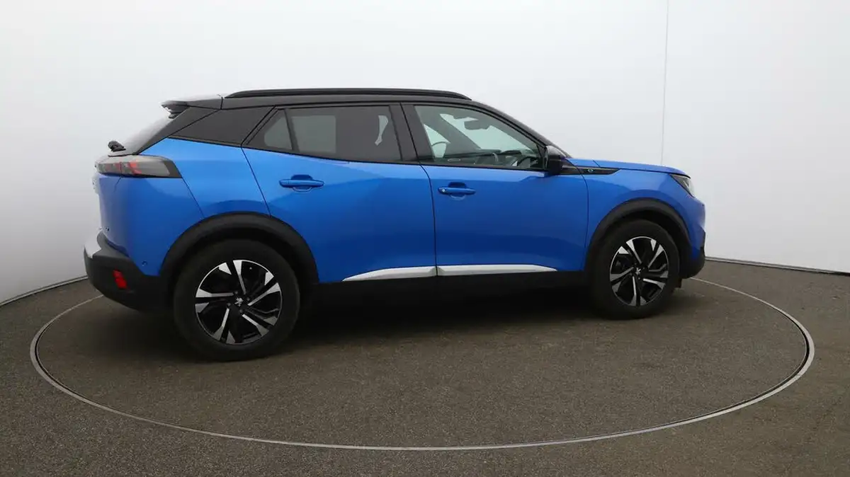 2021-peugeot-2008-suv-e-gt-big-42