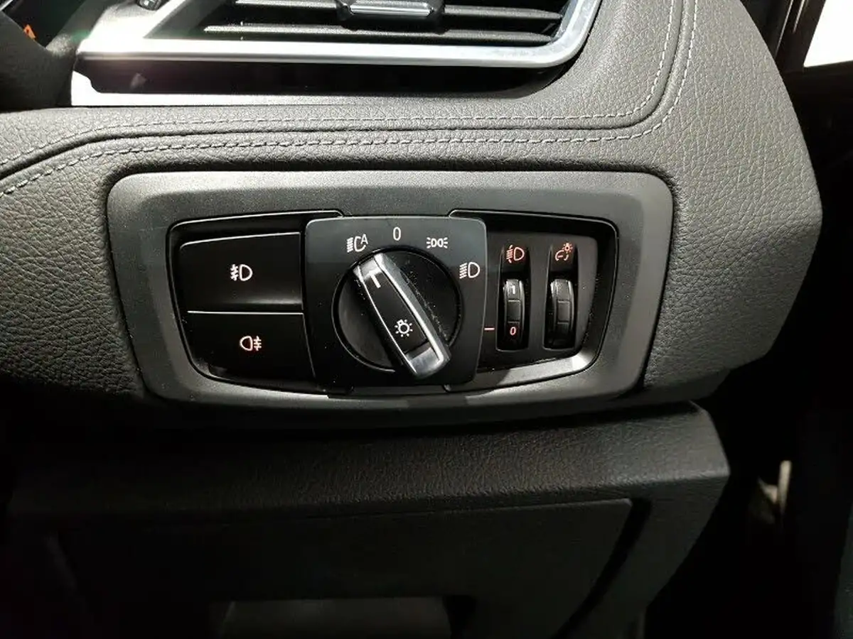 2019-bmw-2-series-15-218i-luxury-gran-dct-big-17