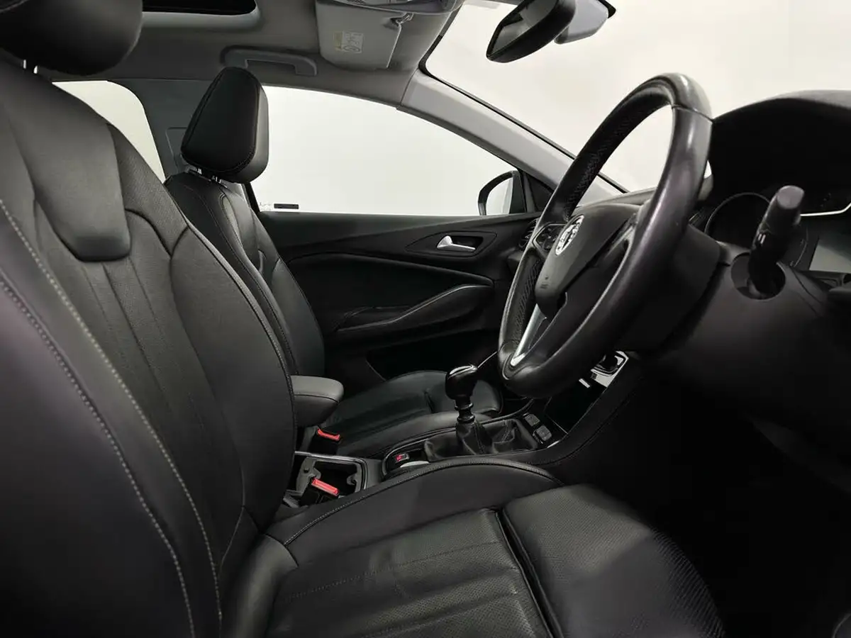 2019-vauxhall-grandland-x-15td-elite-nav-ss-blueinjection-big-27