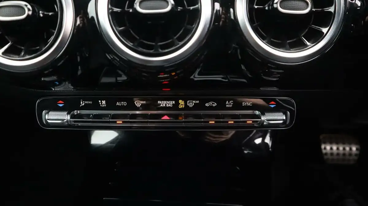 2021-mercedes-benz-a-class-20d-a220d-amg-line-executive-saloon-4d-big-12